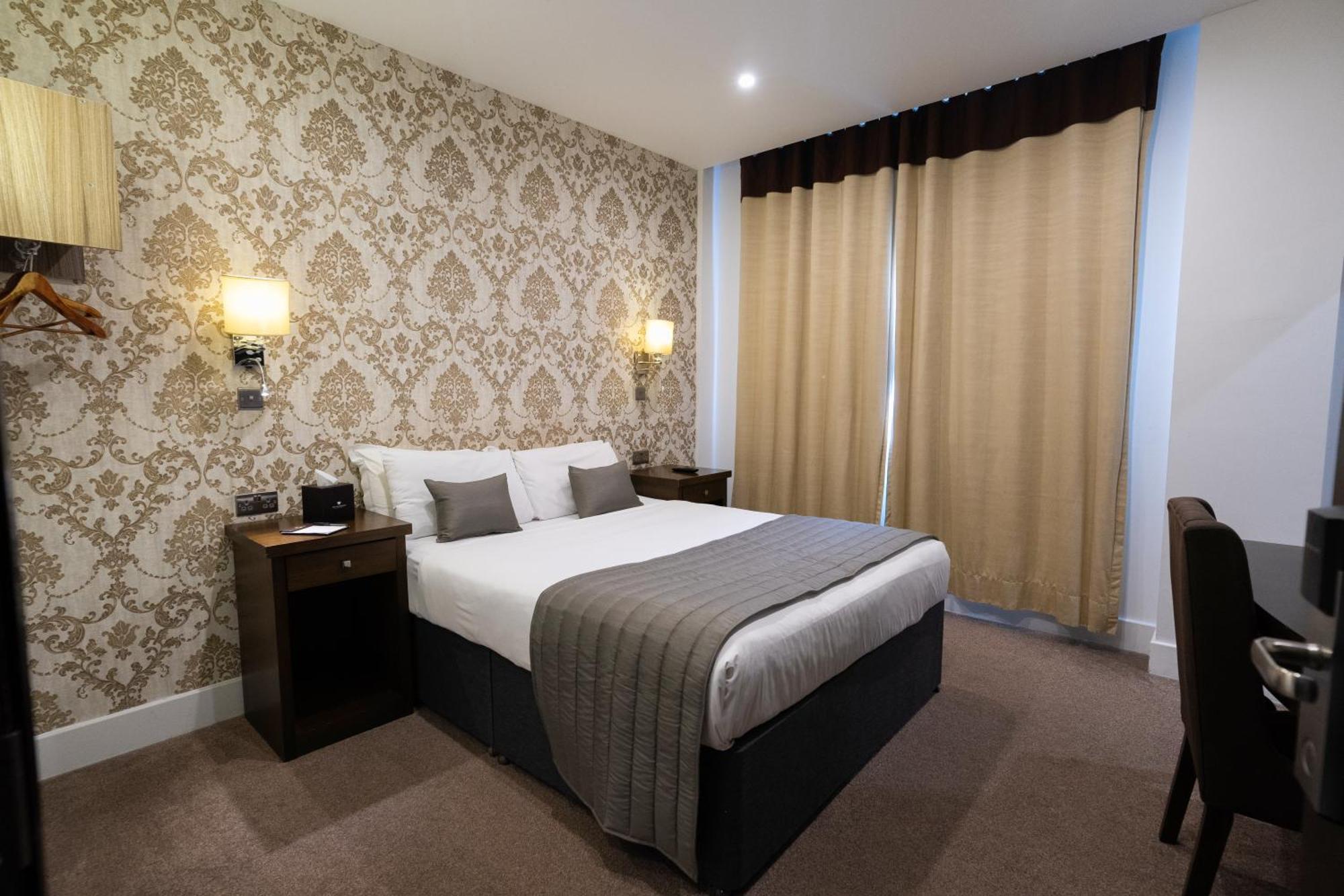 Grand Sapphire Hotel & Banqueting Кройдон Екстер'єр фото
