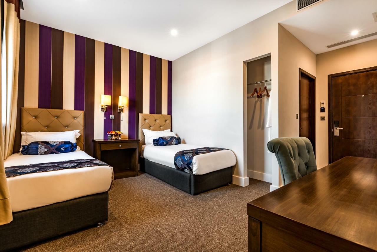 Grand Sapphire Hotel & Banqueting Кройдон Екстер'єр фото